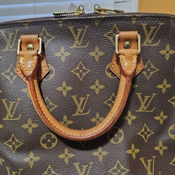Louis Vuitton Monogram Alma Pm - Picture 9 of 12